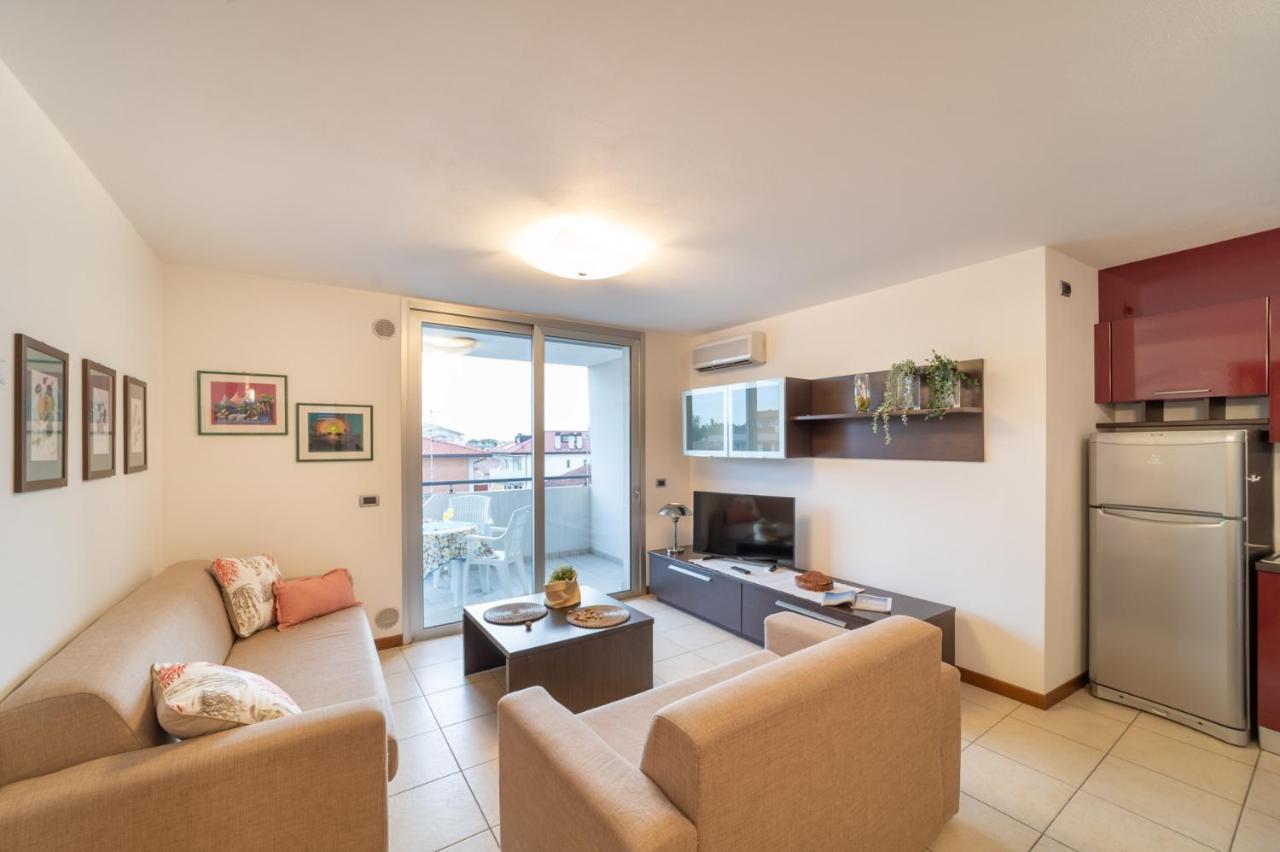 Residenza Ore Felici Lignano Sabbiadoro Luaran gambar