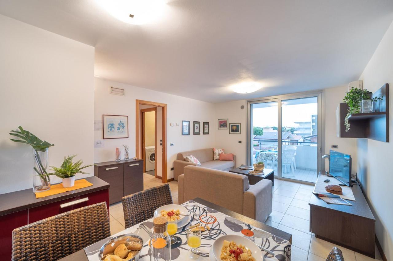 Residenza Ore Felici Lignano Sabbiadoro Luaran gambar