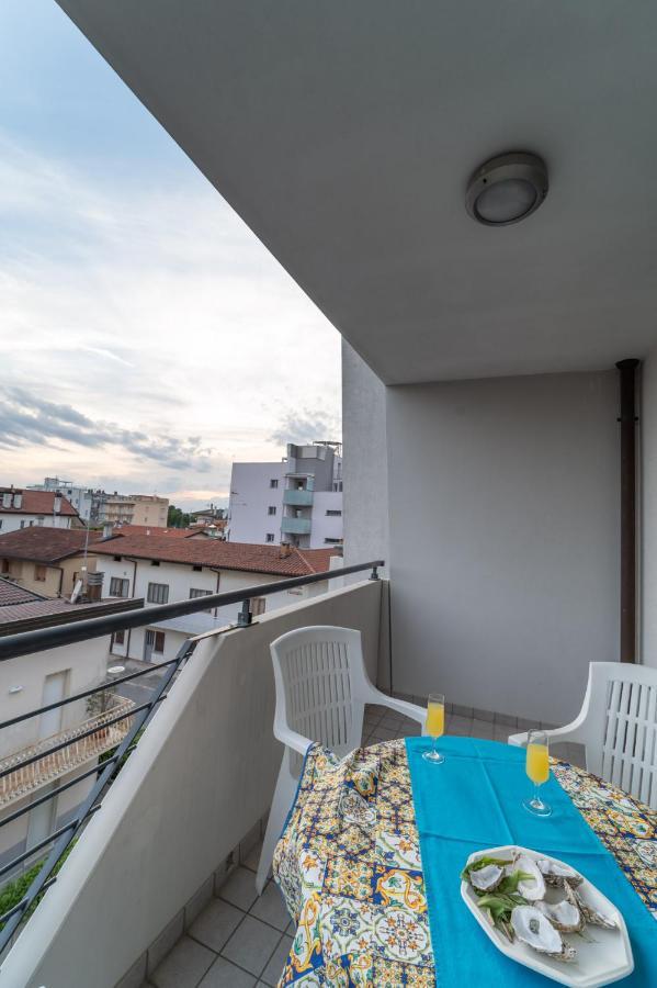 Residenza Ore Felici Lignano Sabbiadoro Luaran gambar